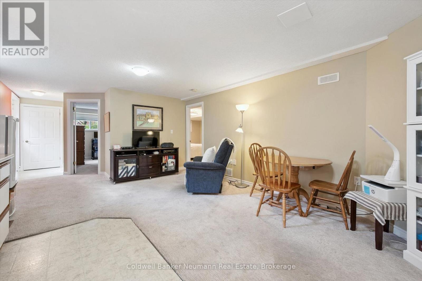 17 SOMERSET GLEN - Image 26