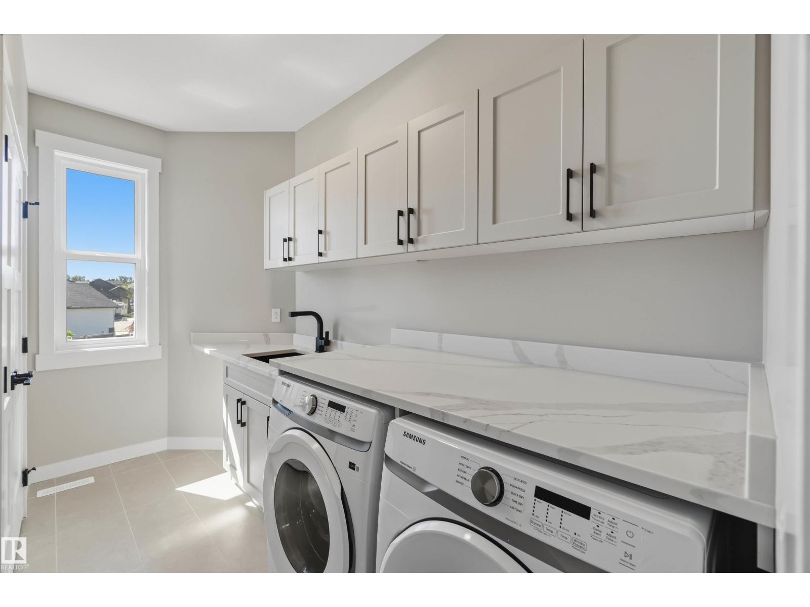 33 Harley WY - Image 60