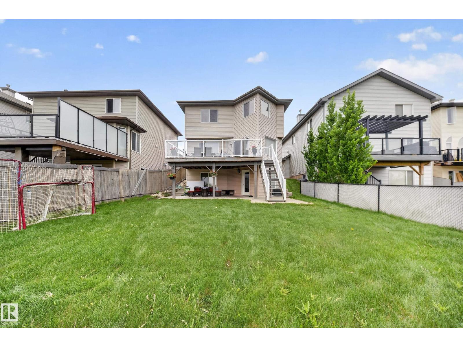 2518 33A AV NW - Image 63