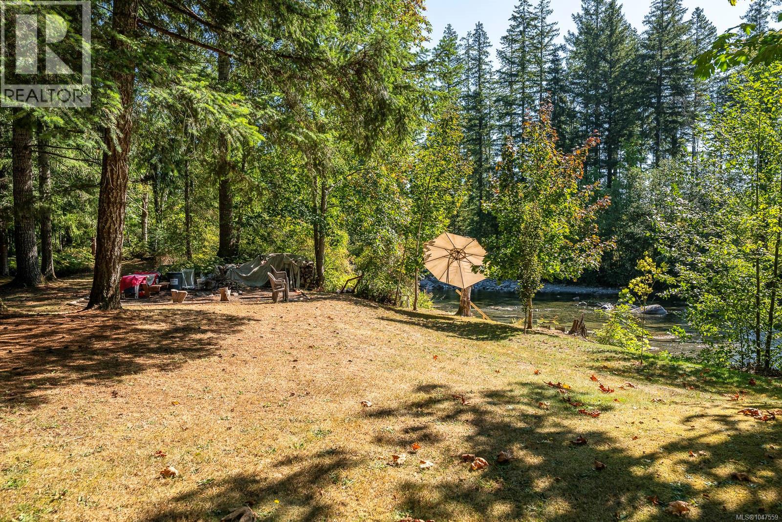 3742 James Cres - Image 12