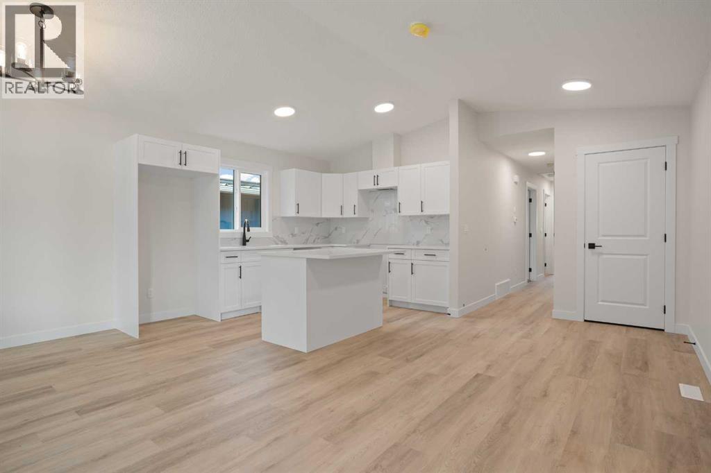 38 4 Avenue SE - Image 4