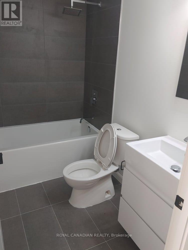 #506 7 ERIE AVENUE - 12