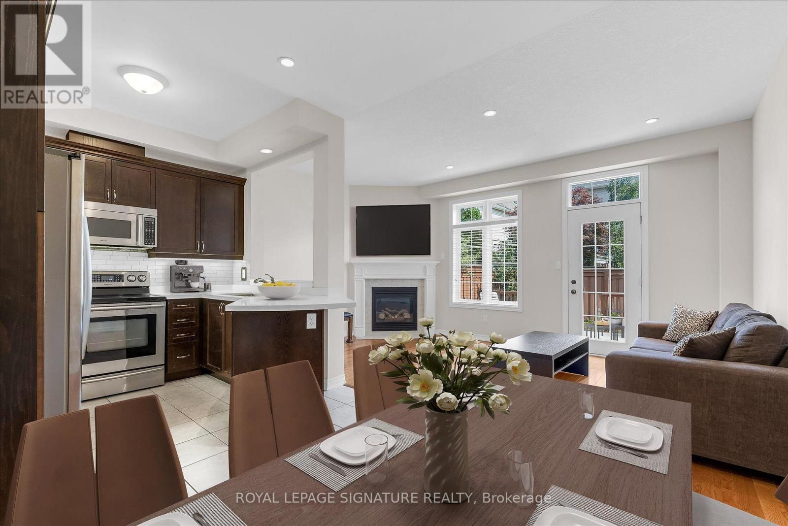 33 BROWVIEW DRIVE - 3