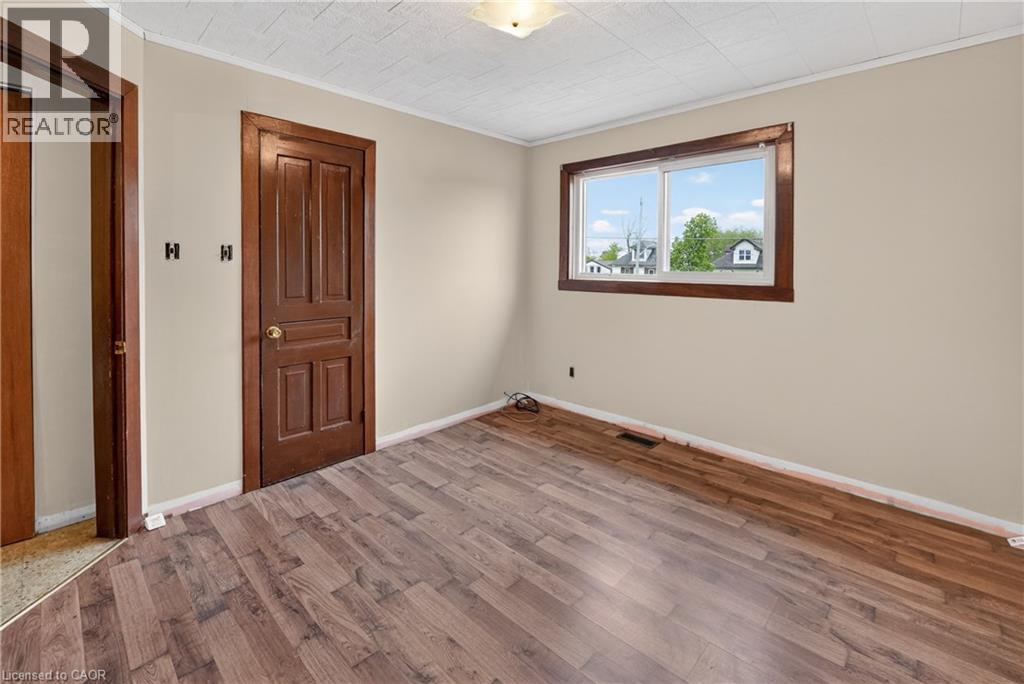 119 NORTH CAYUGA Street W - 26