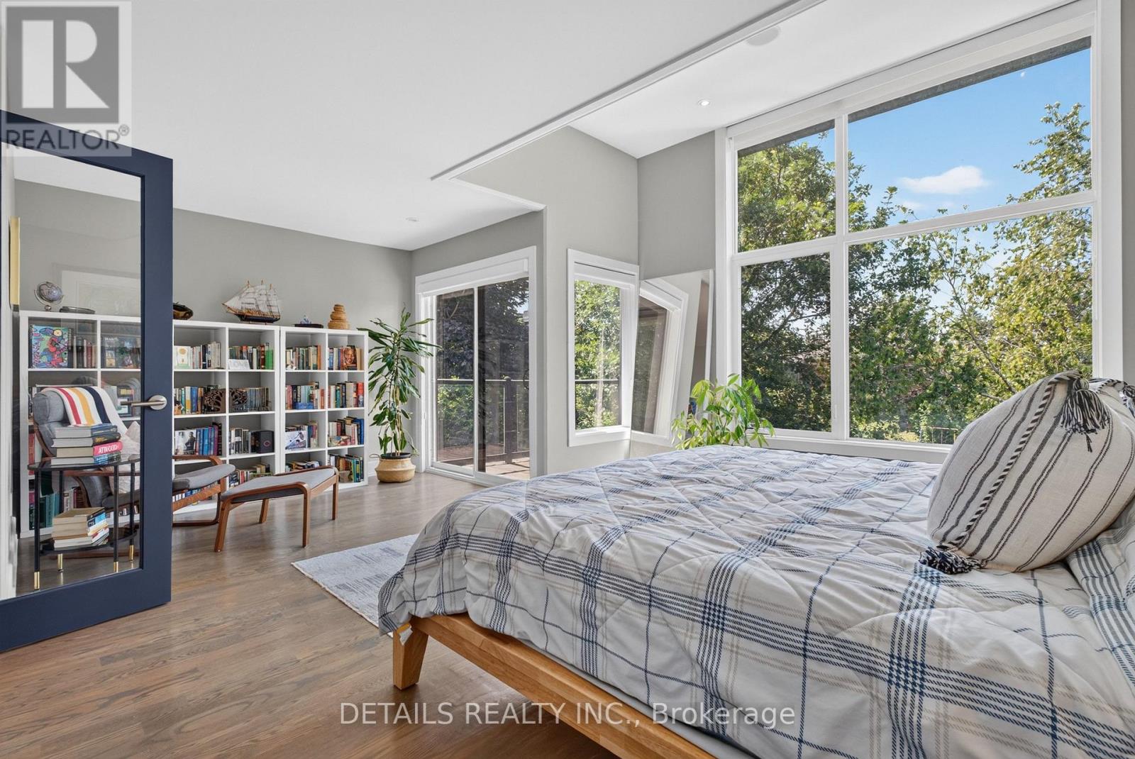 296 KIRCHOFFER AVENUE - Image 18