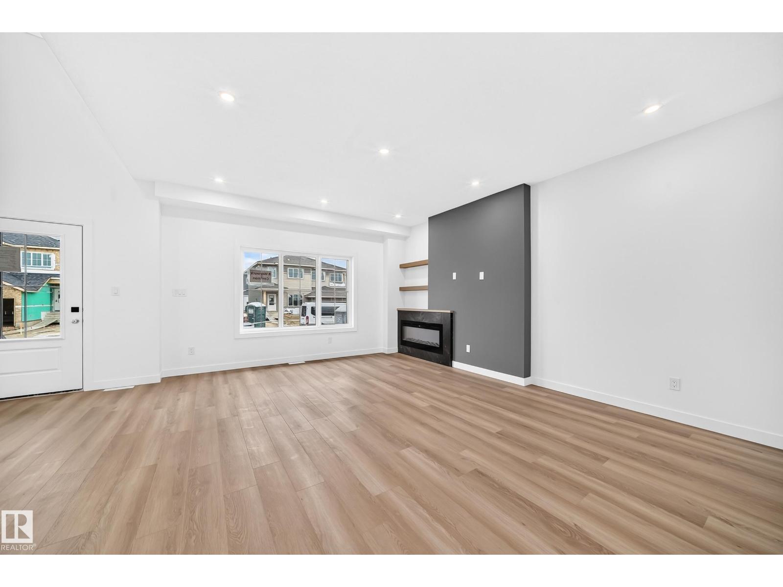 8 Worwyck CM - Image 17