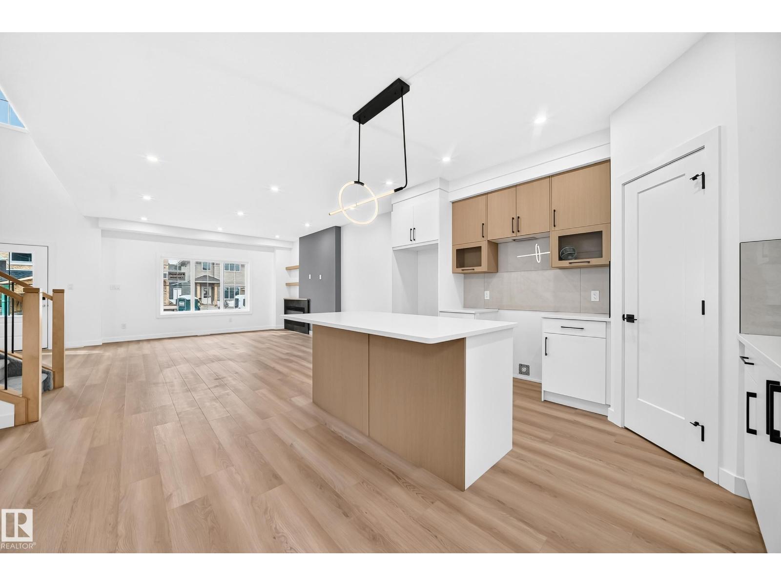 8 Worwyck CM - Image 15