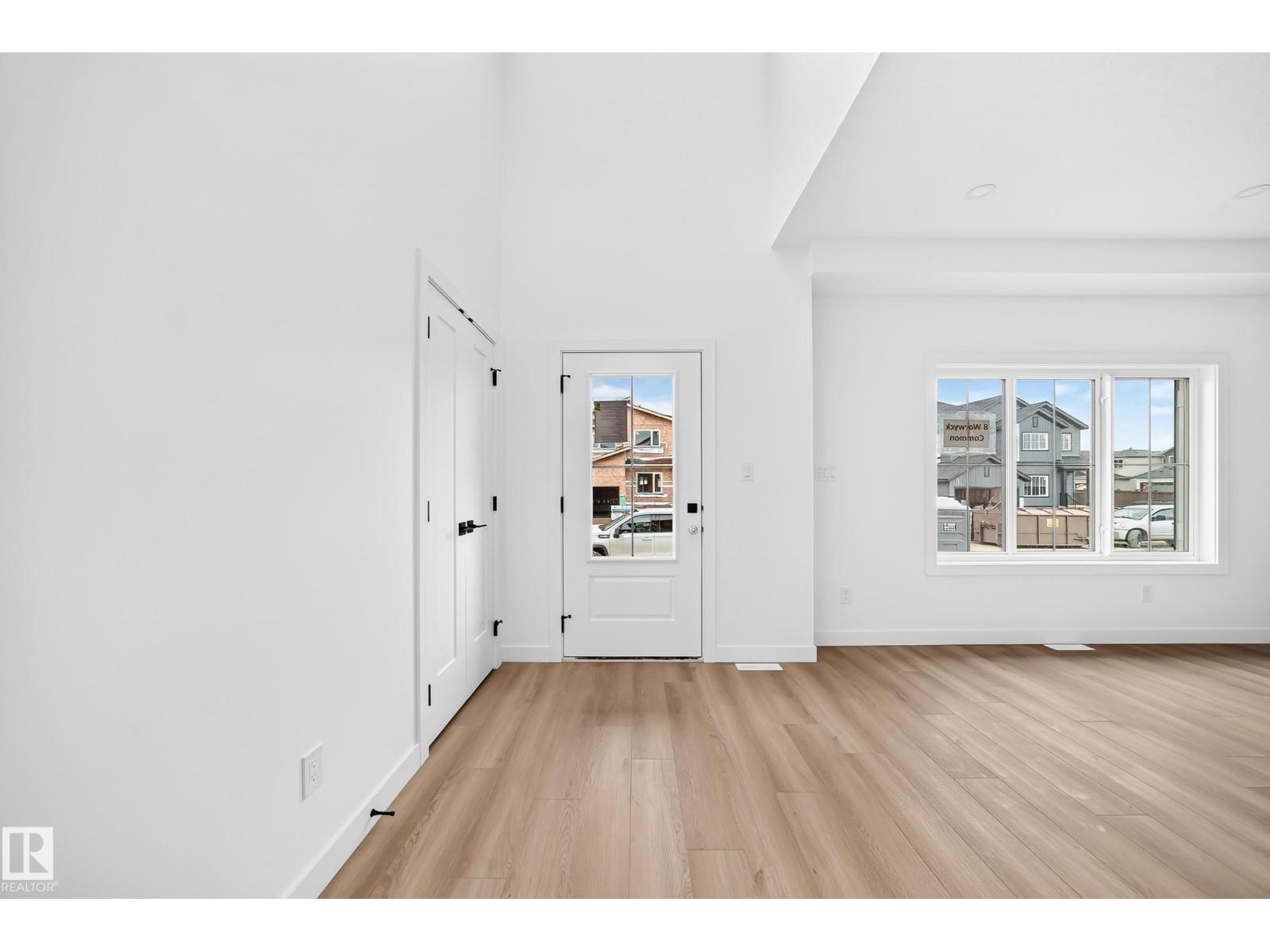 8 Worwyck CM - Image 4