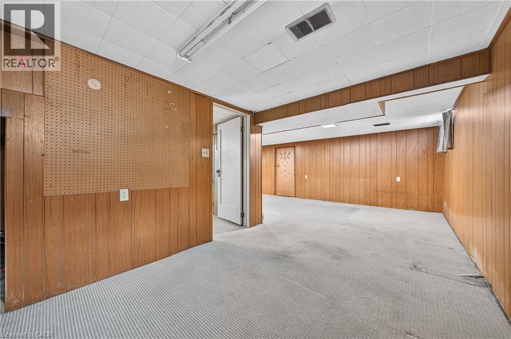 497 VICTORIA Street S - Image 31