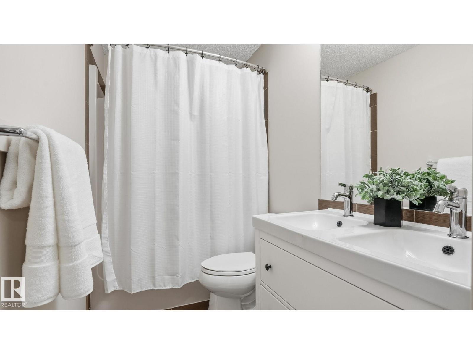 1832 56 ST SW - Image 38