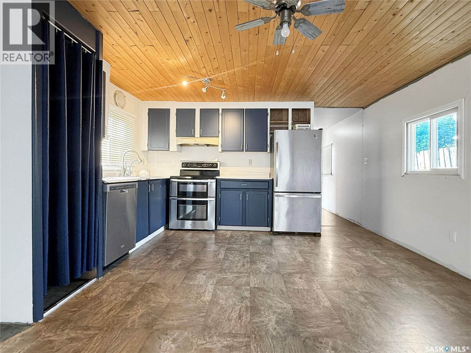 1 701 11th AVENUE NW - 15