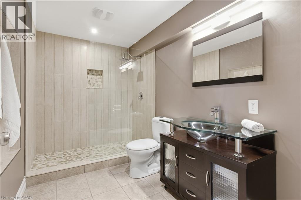 905 MARIGOLD Court - 35