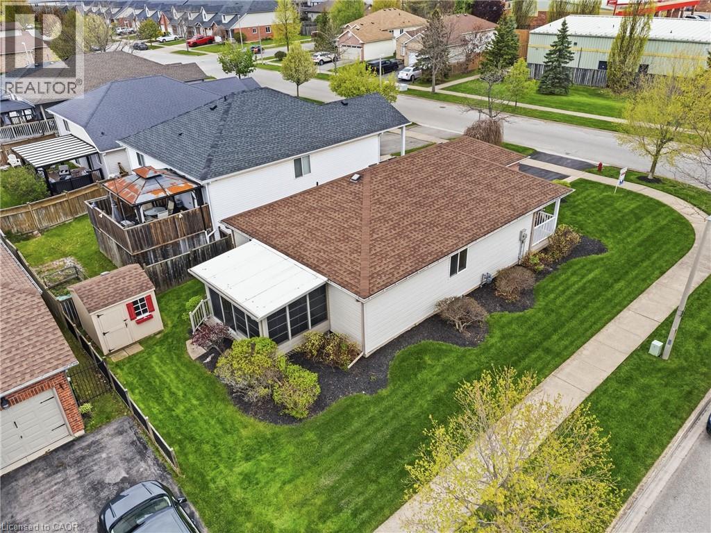 296 AUTUMN Crescent - Image 45