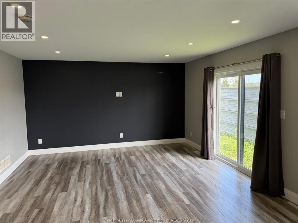 16 BETTY COURT - Image 13