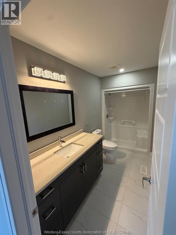 16 BETTY COURT - 26