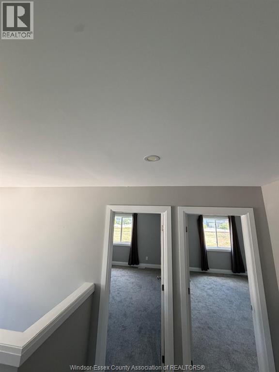 16 BETTY COURT - 28