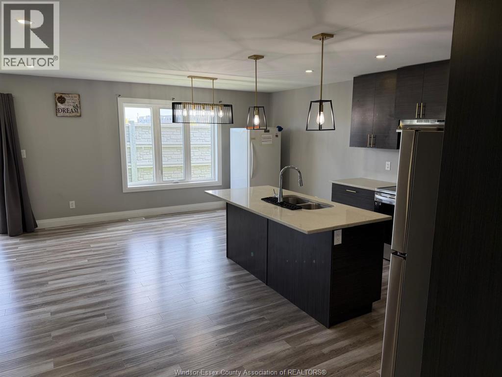 16 BETTY COURT - 6