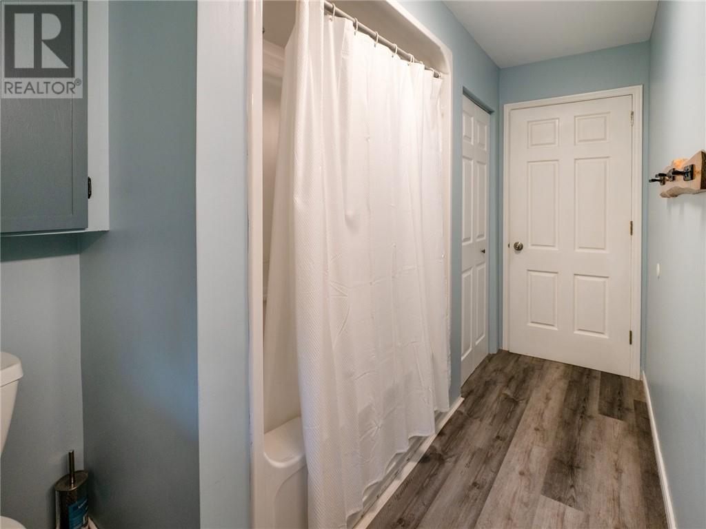 157 Emery Road - Image 50