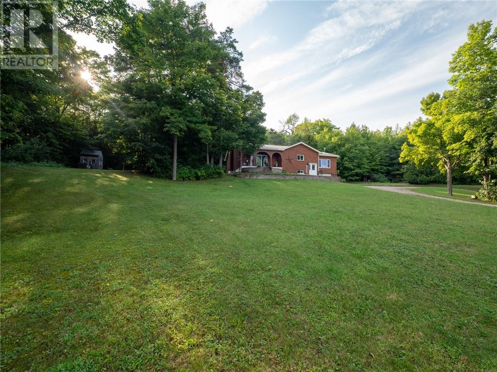 157 Emery Road - 85