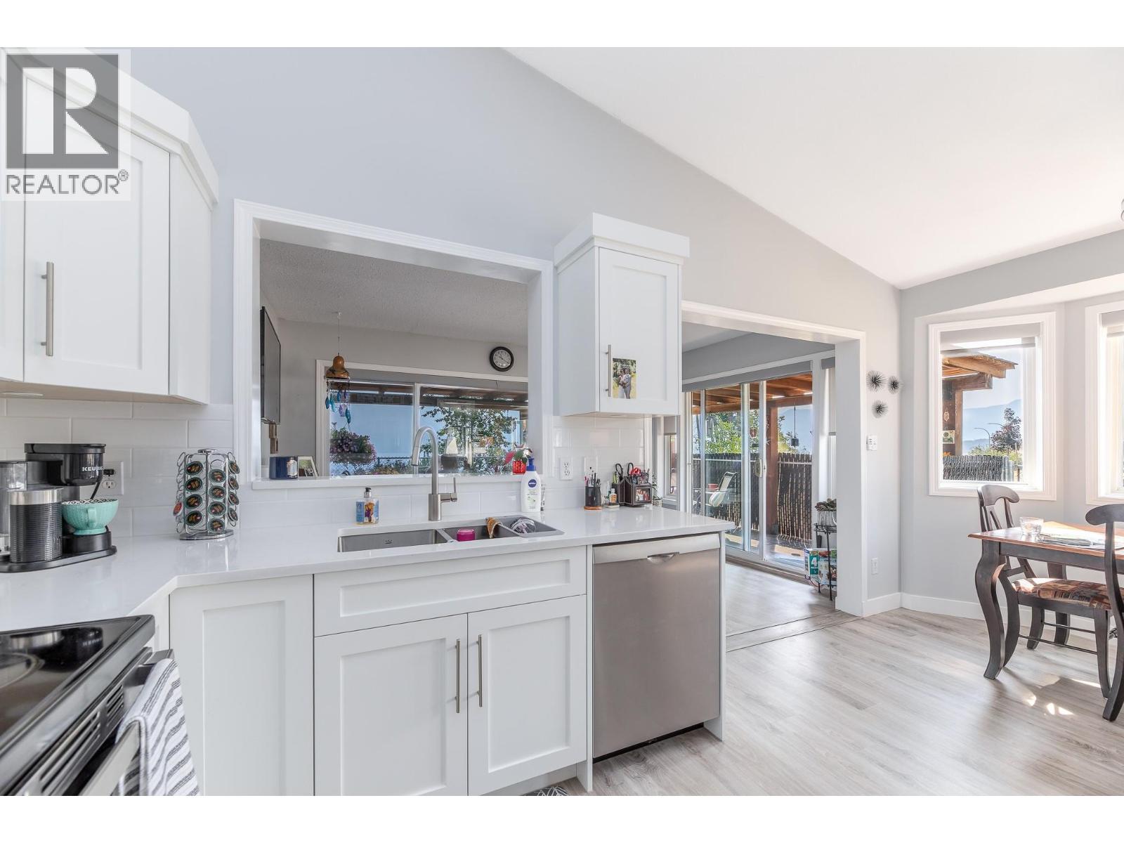3689 Morningside Drive - 12