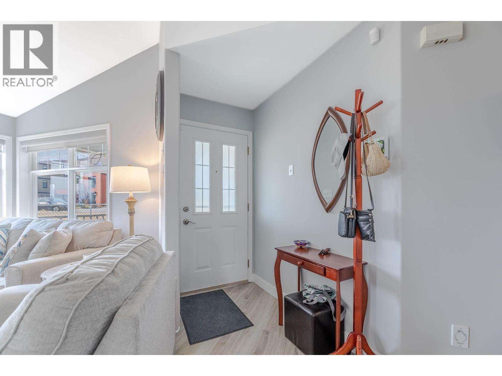 3689 Morningside Drive - Image 3