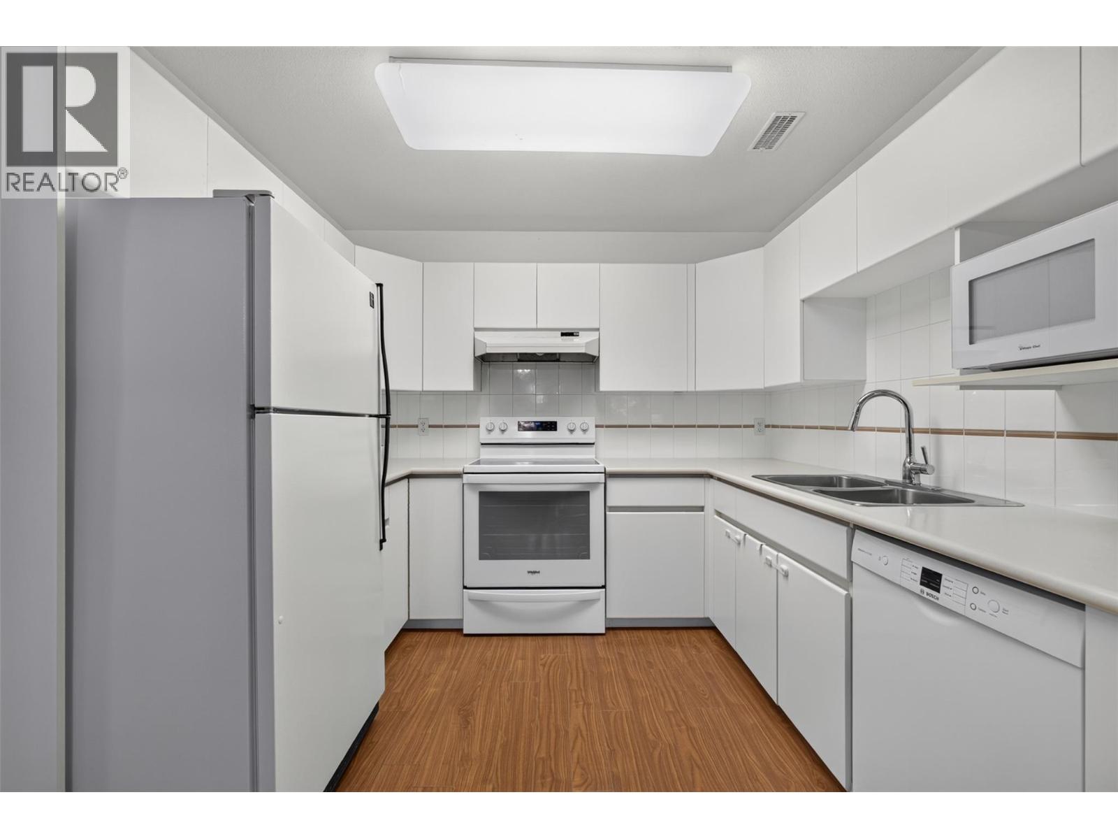205 2350 Stillingfleet Road, Kelowna