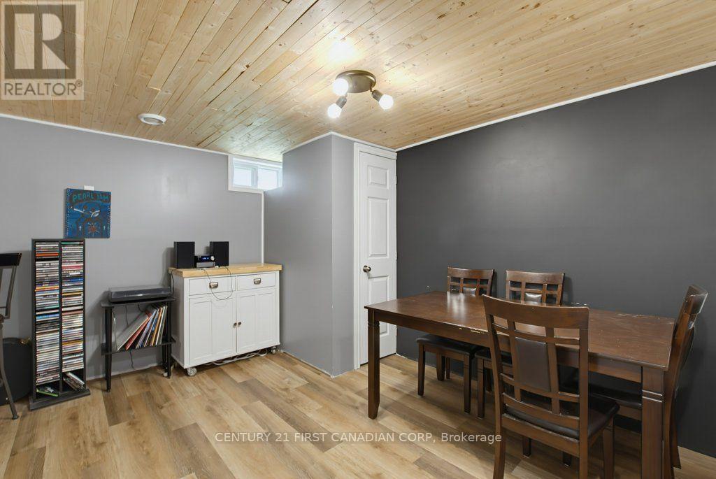 3 PARKSIDE DRIVE - Image 25