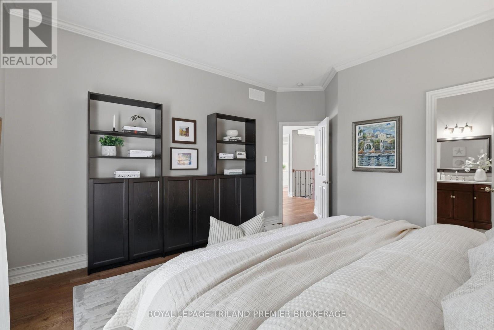 #31 400 AMBLESIDE DRIVE - Image 26