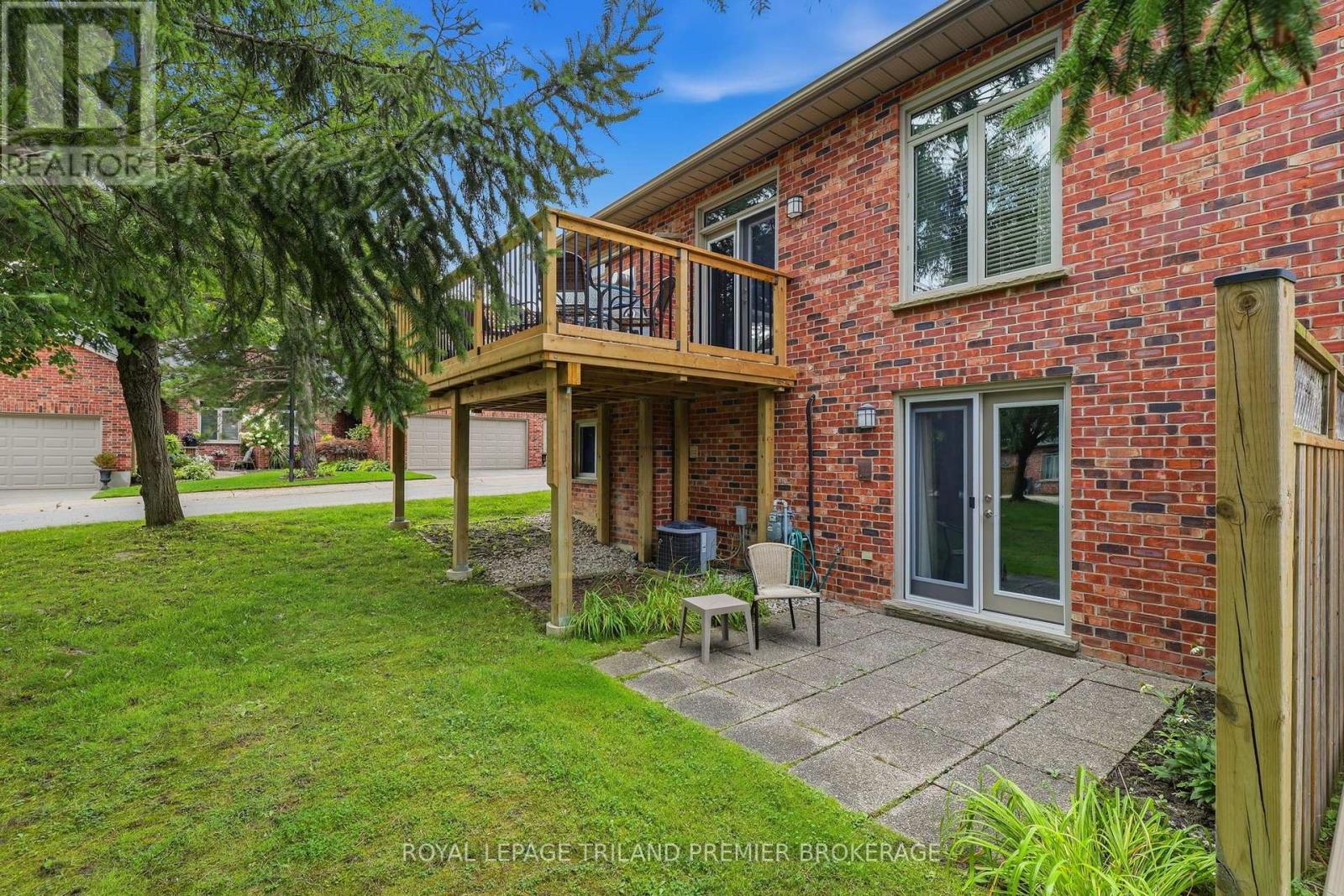 #31 400 AMBLESIDE DRIVE - Image 42