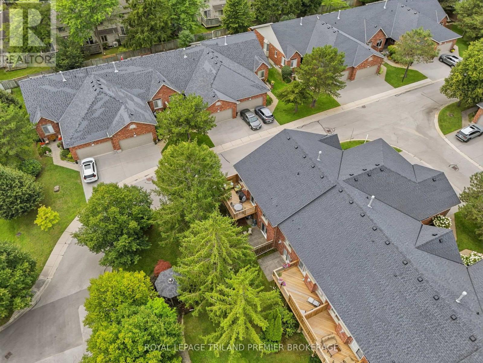 #31 400 AMBLESIDE DRIVE - Image 43