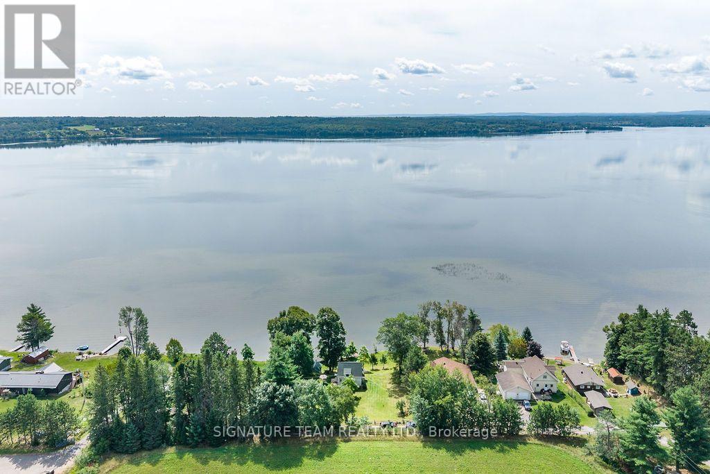 42 RUTZ LANE - 43