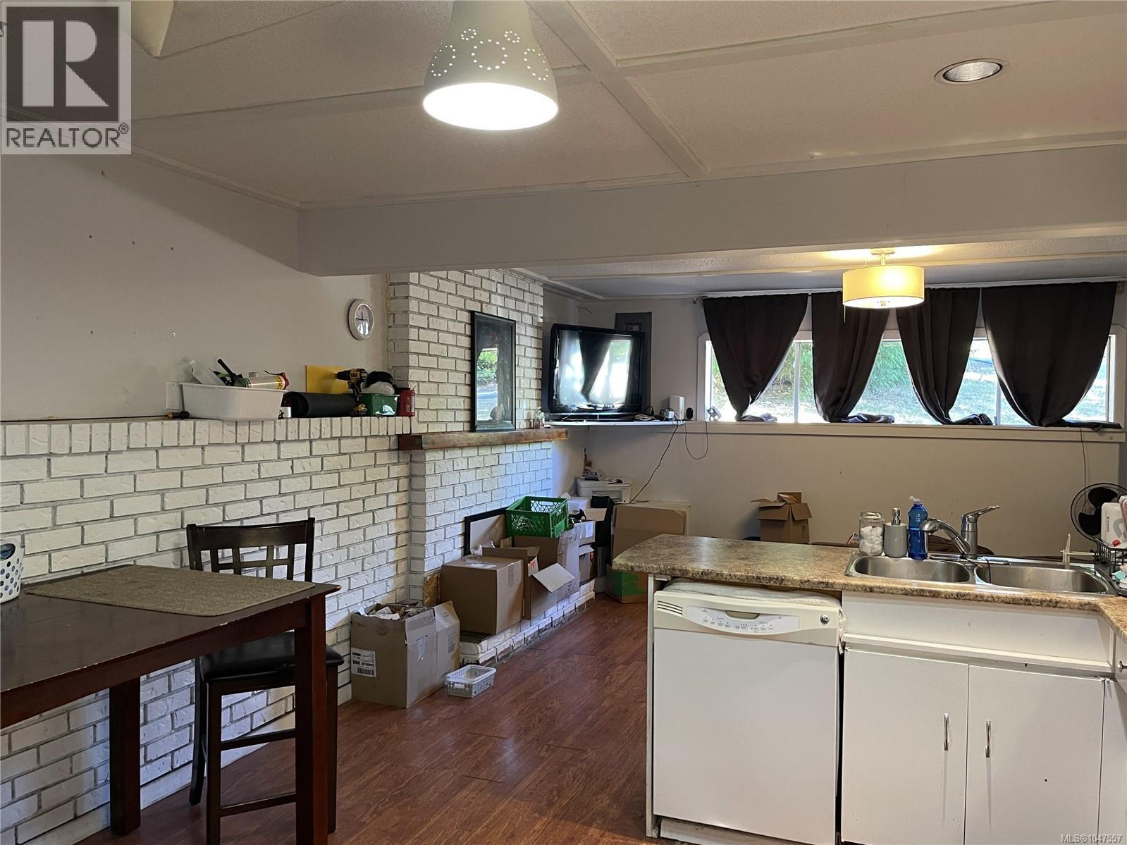 921 Coburn Pl - Image 24