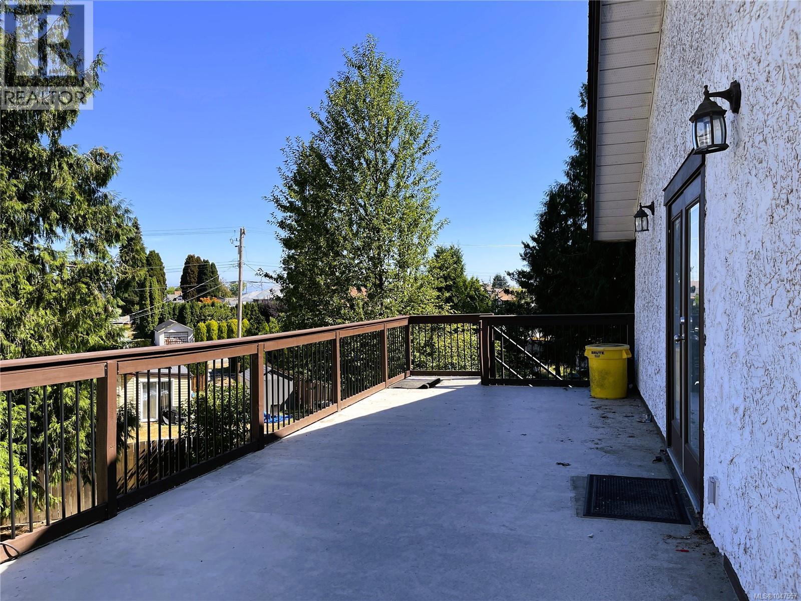 921 Coburn Pl - Image 9