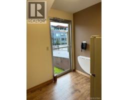 200 2270 Cliffe Ave, Courtenay, BC V9N2L4 Photo 9