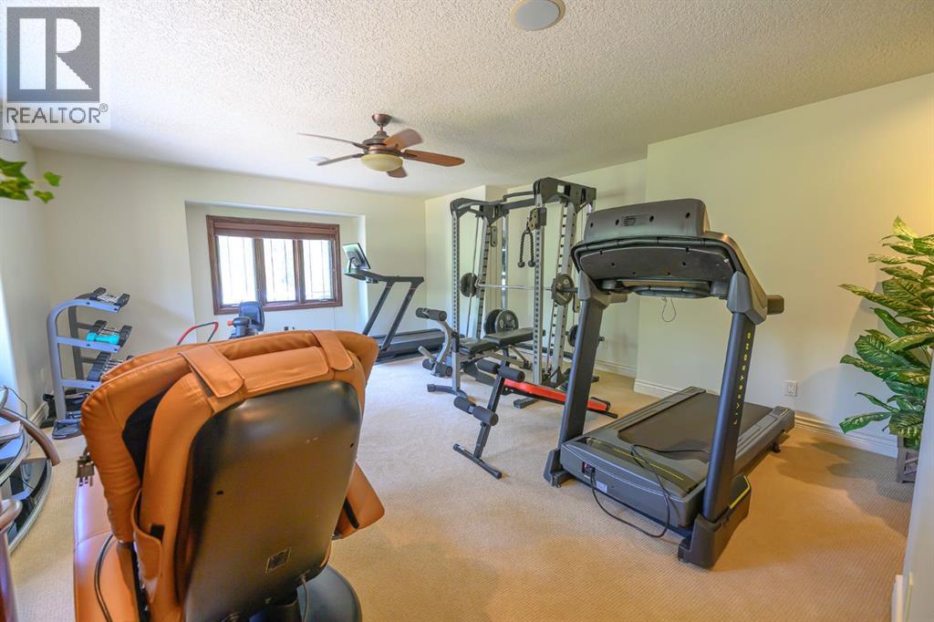 61011 704A Township - Image 25