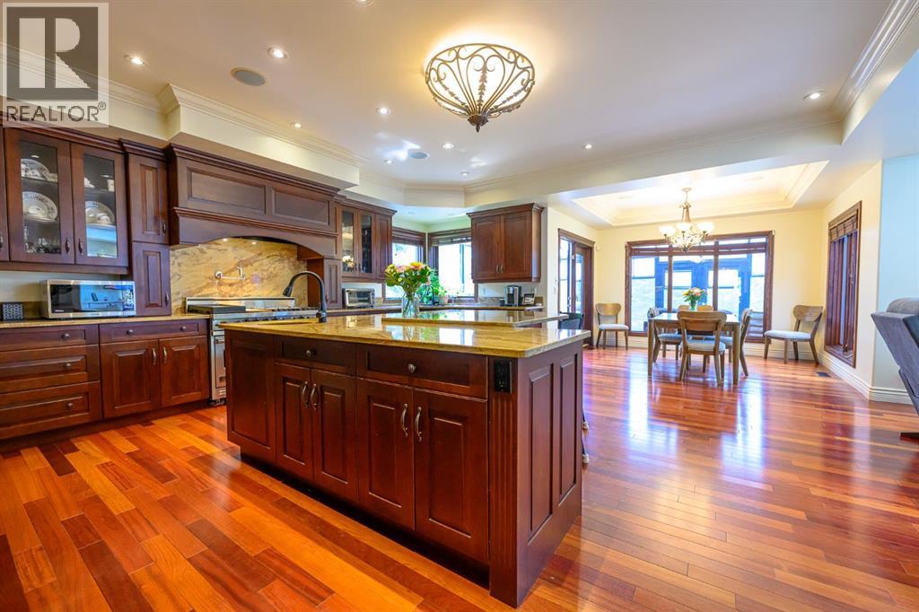 61011 704A Township - Image 9