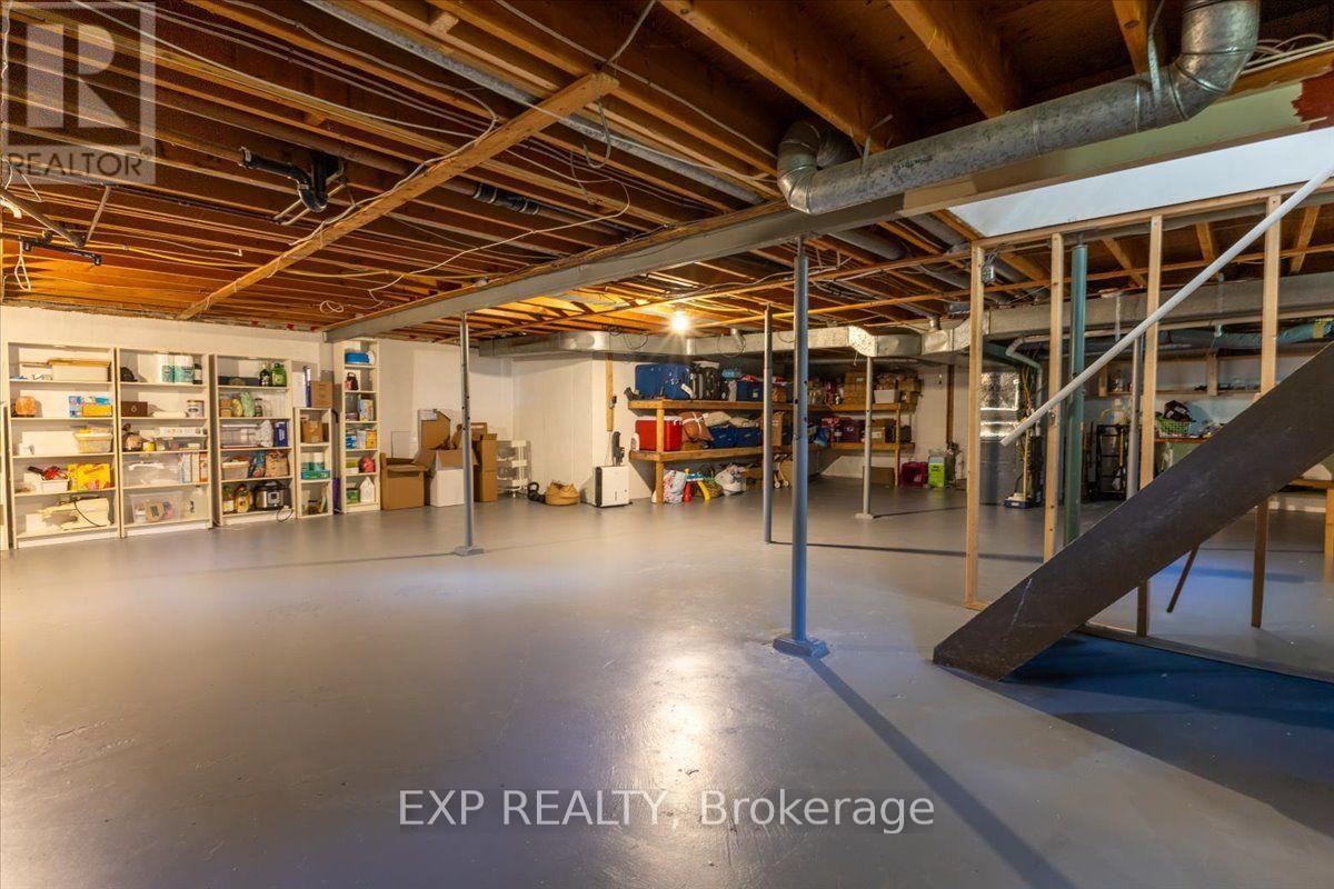 5 BELIVEAU STREET - Image 34