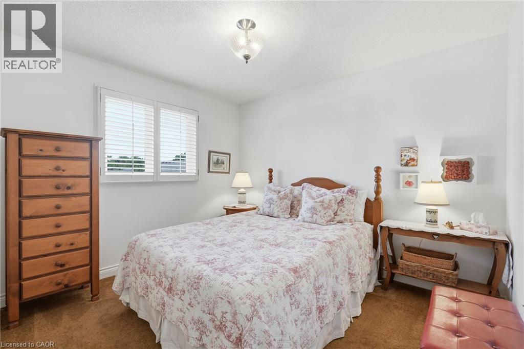 64 REDFERN Avenue - Image 28