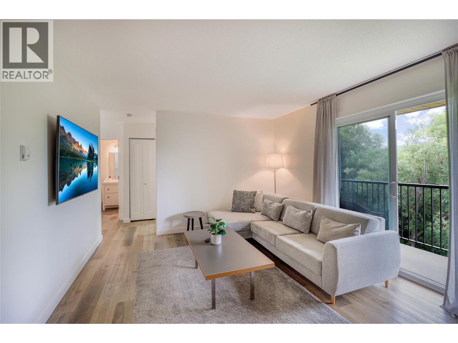 #403 606 18TH Avenue N - 4