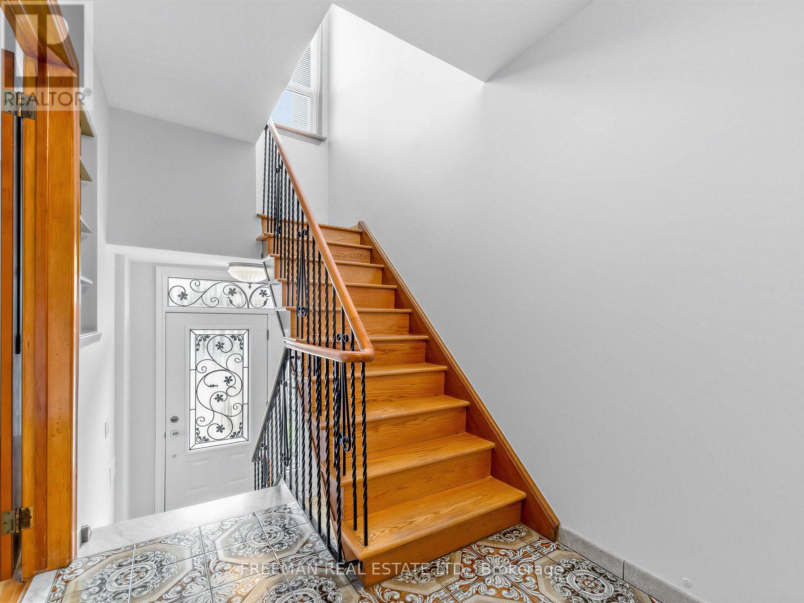 380 GLENHOLME AVENUE - 10