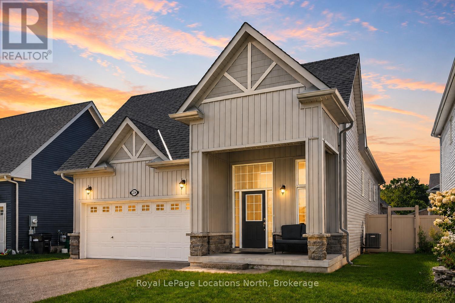 214 SPRINGFIELD CRESCENT - 1