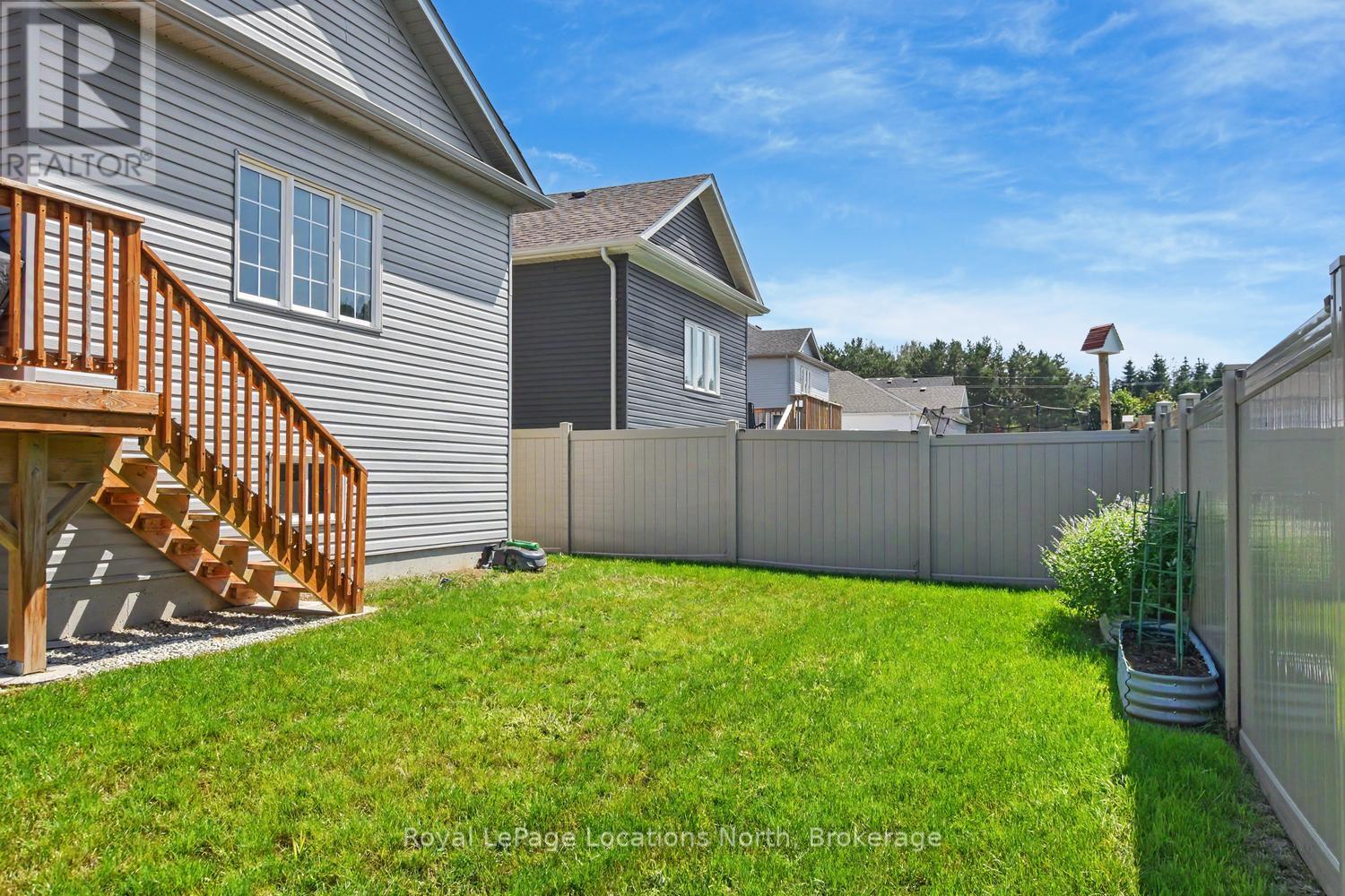214 SPRINGFIELD CRESCENT - Image 41