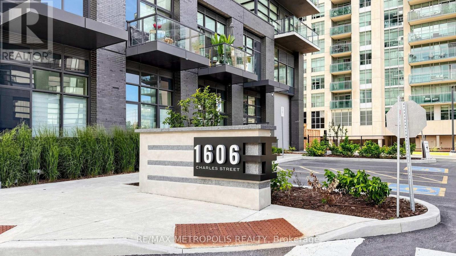 ##1707 1606 CHARLES STREET - Image 4