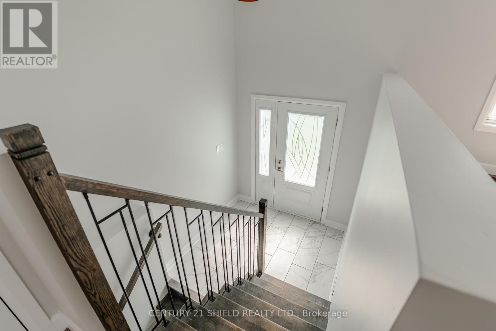 6371 MONUMENT WAY - 9