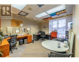 1024 2nd Avenue E, Owen Sound, ON N4K2H7 Photo 6