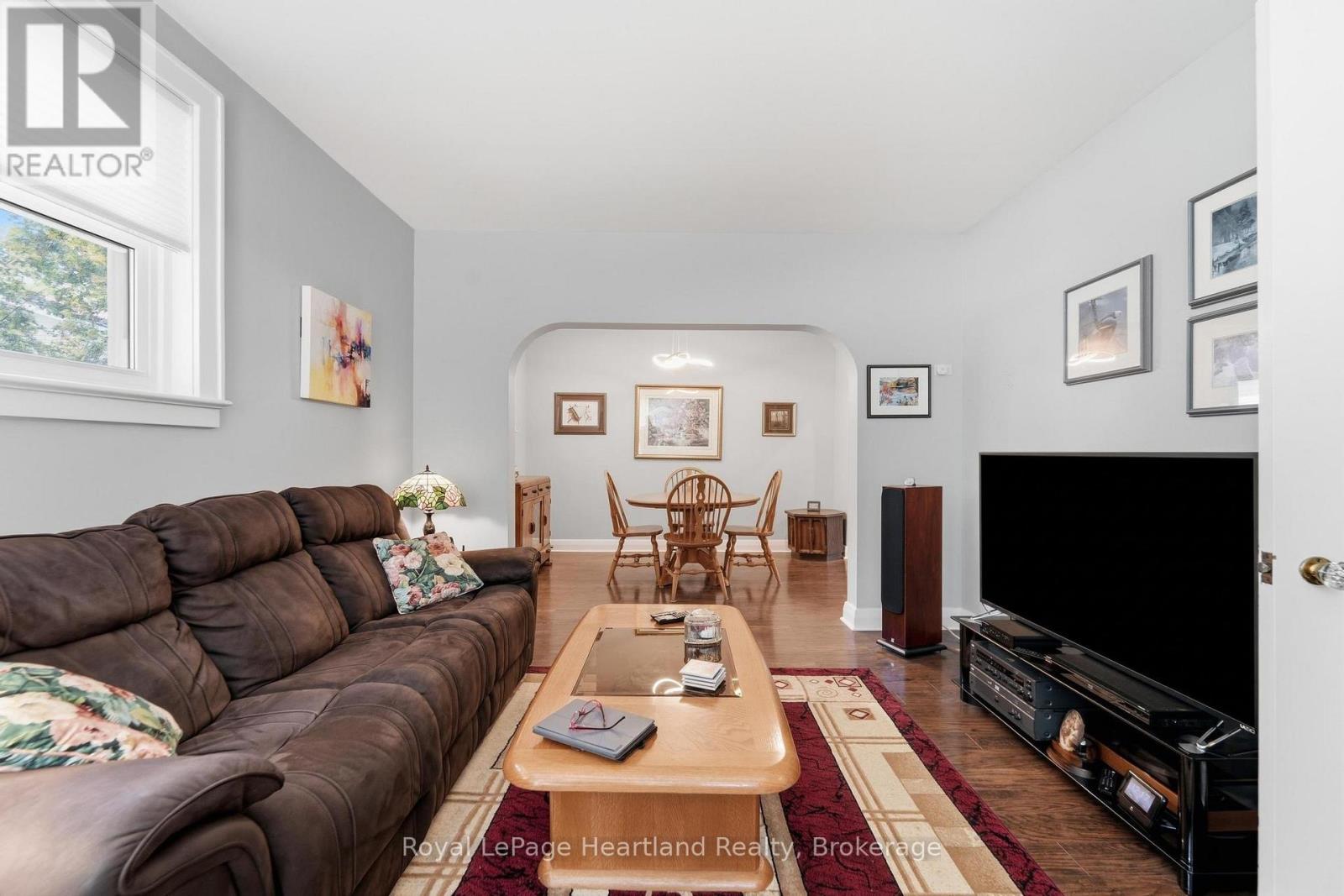 131 RATTENBURY STREET W - Image 16