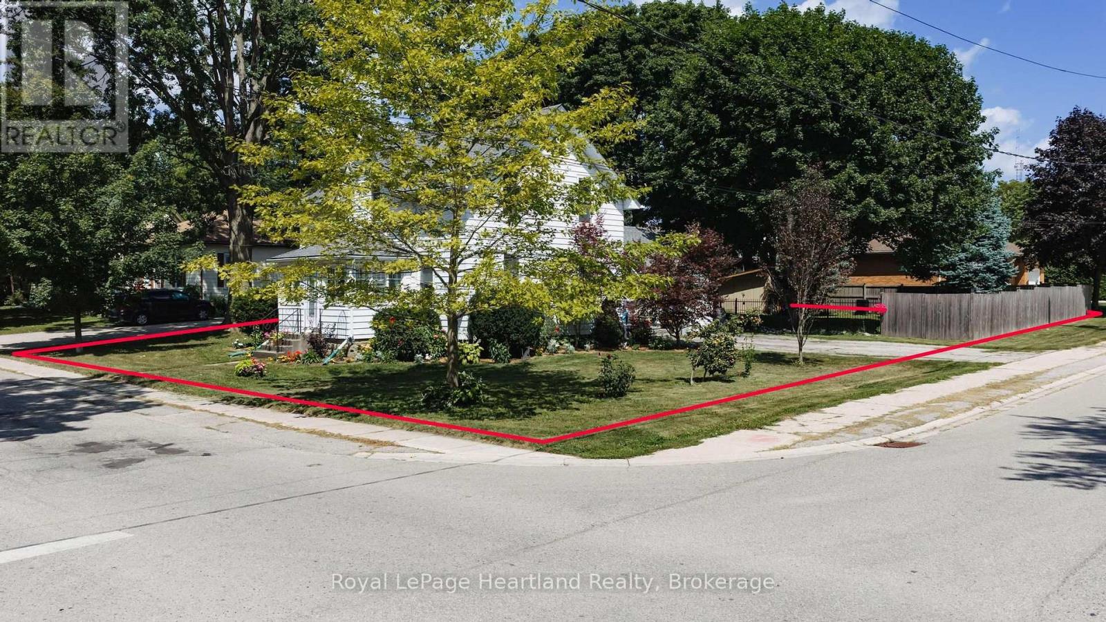 131 RATTENBURY STREET W - 49
