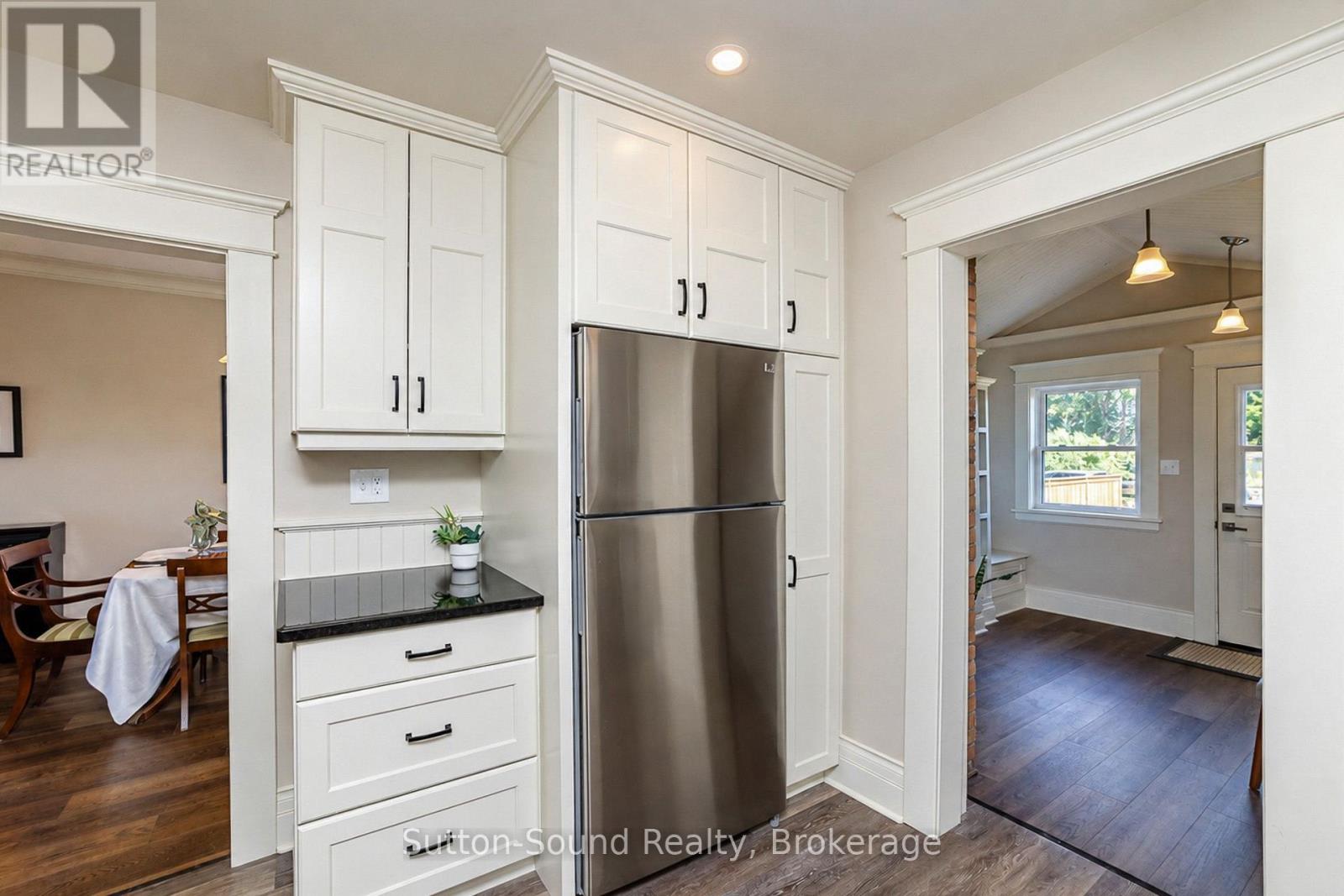1311 4TH AVE WEST AVENUE - 10