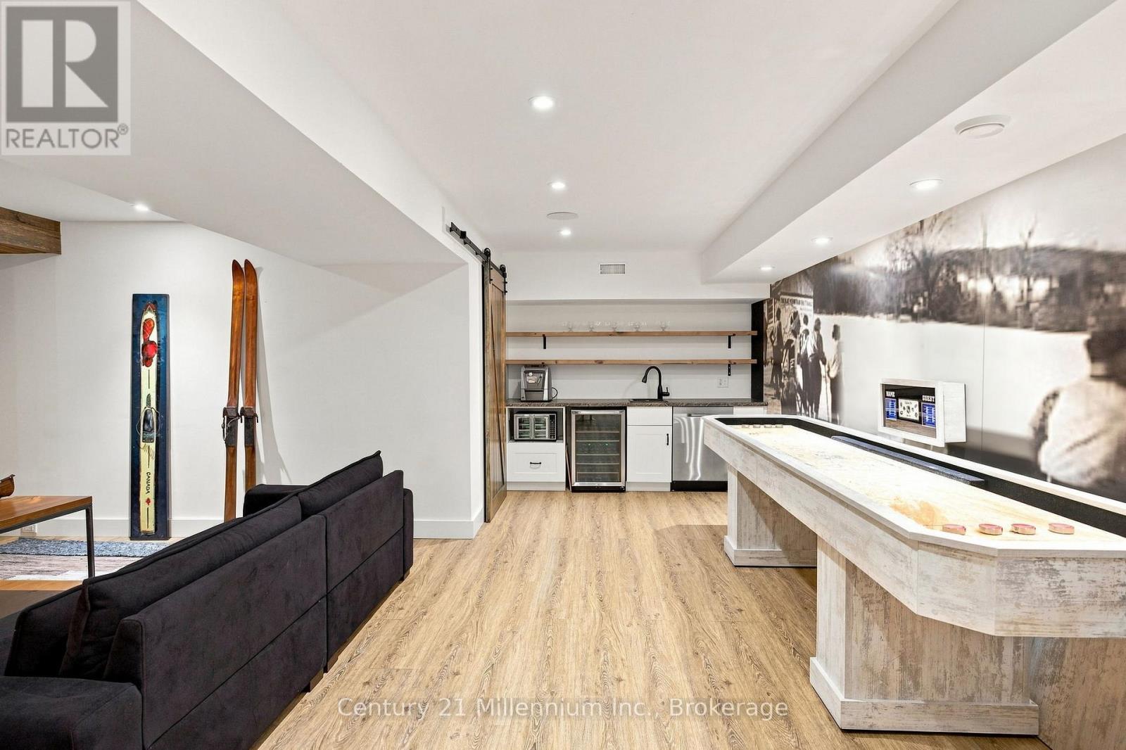 129 BLUESKI GEORGE CRESCENT - Image 39