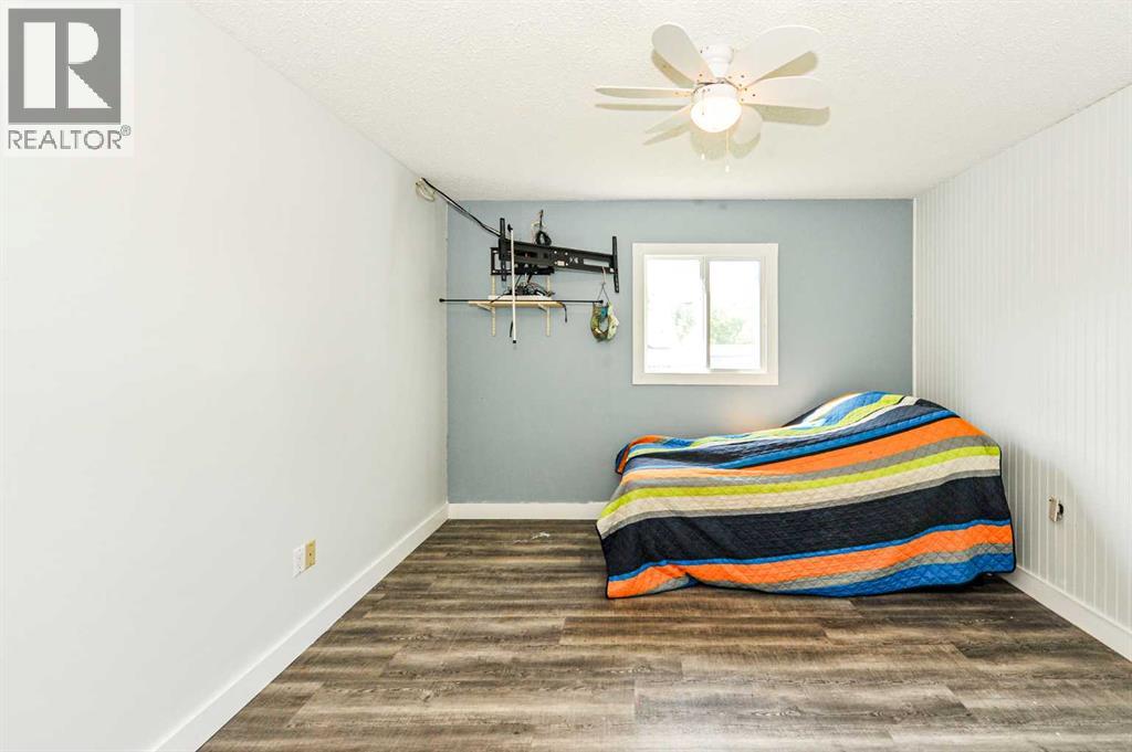 5228 42 Street - Image 21